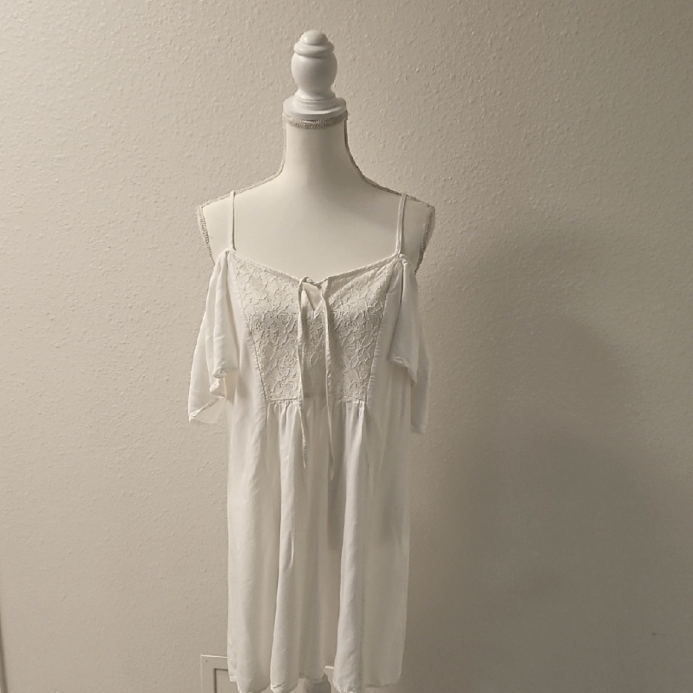 Just Fab Elegant White Lace Trim Summer Dress.